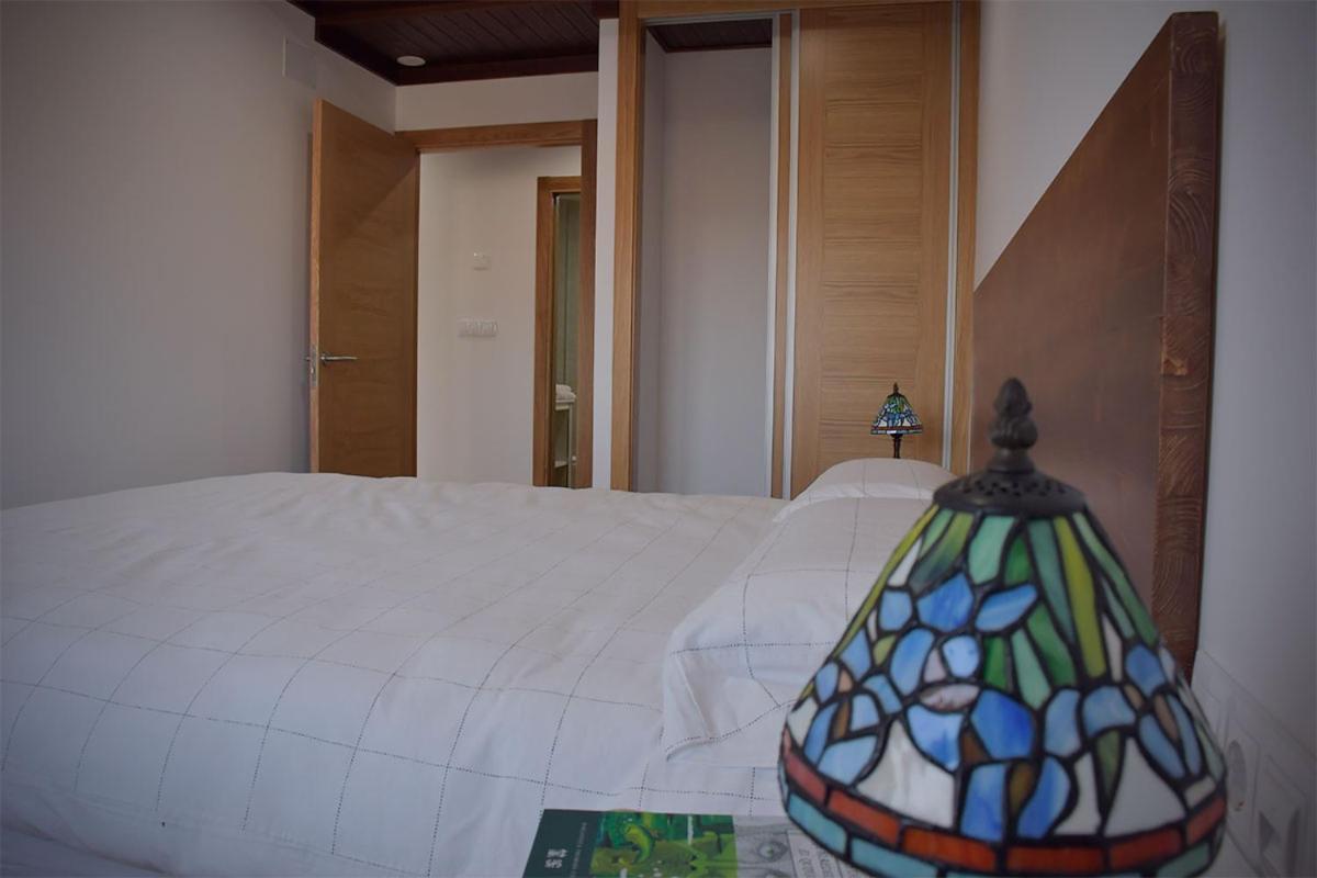 פוברה דו קאראמינל Pincheiro Apartamentos Turisticos מראה חיצוני תמונה