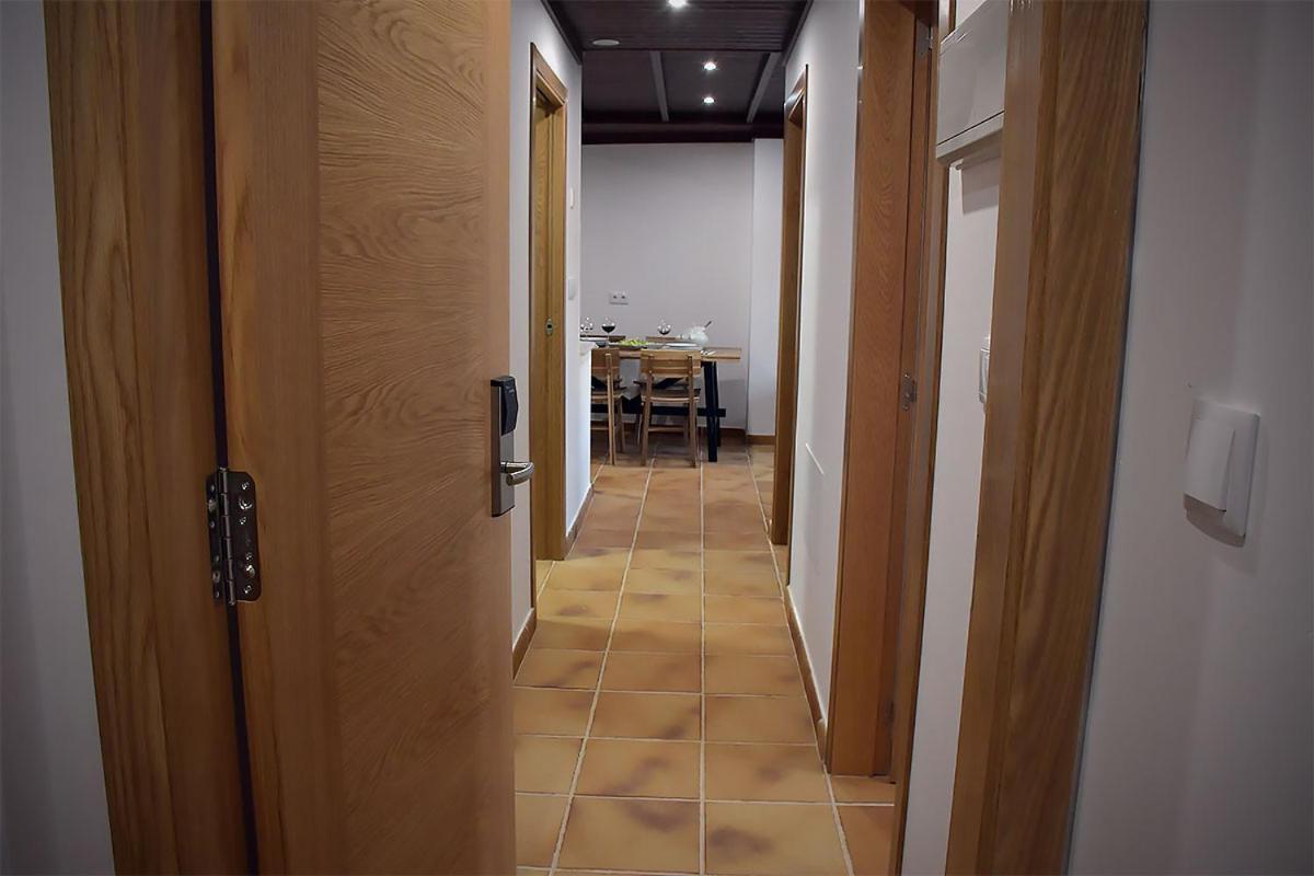 פוברה דו קאראמינל Pincheiro Apartamentos Turisticos מראה חיצוני תמונה