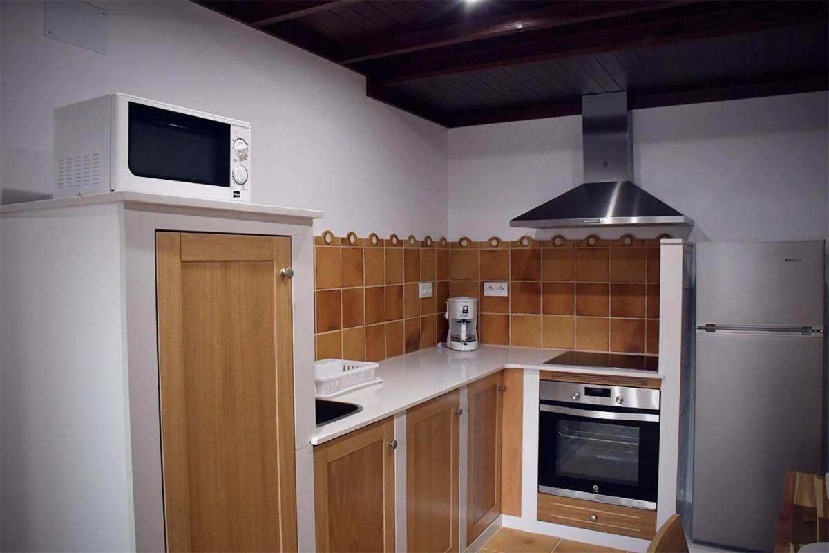 פוברה דו קאראמינל Pincheiro Apartamentos Turisticos מראה חיצוני תמונה