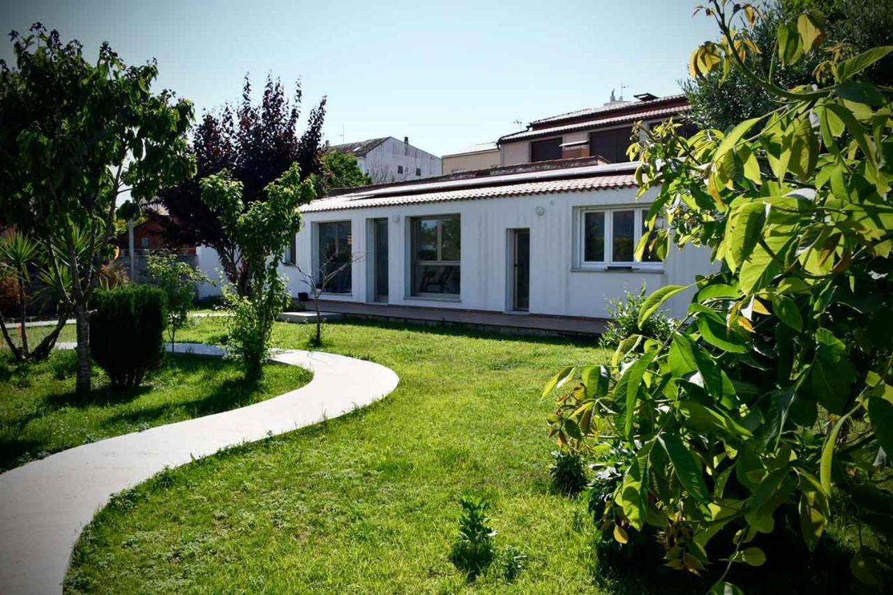 פוברה דו קאראמינל Pincheiro Apartamentos Turisticos מראה חיצוני תמונה